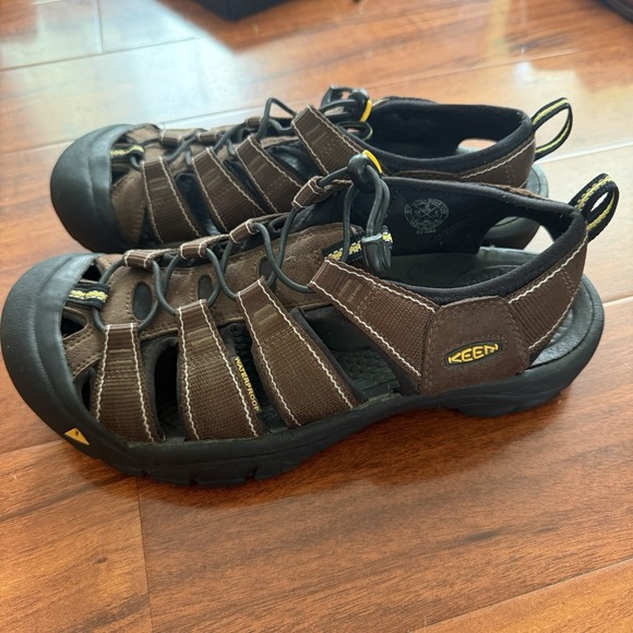 KEEN Men\'s Newport Leather Sandal Size 9 Brown Comfort Hiking Outdoor main image 9